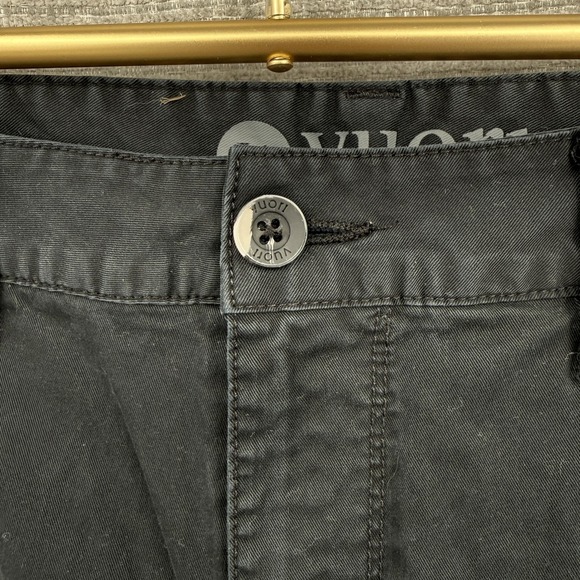 Vuori Pants Mens Medium Black Performance Chino Jogger Style Athletic Travel - Picture 3 of 12